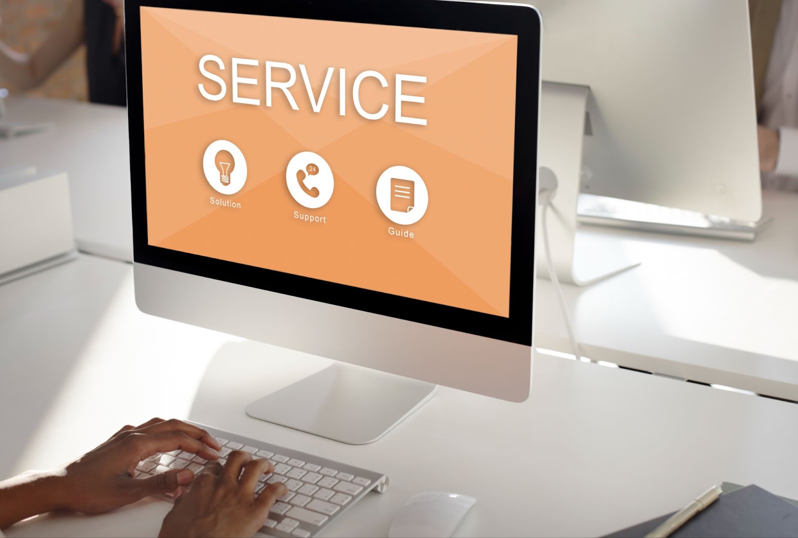 Comparing Service Desks and Help Desks